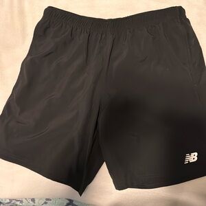 New balance shorts with liner, pockets and drawstring
